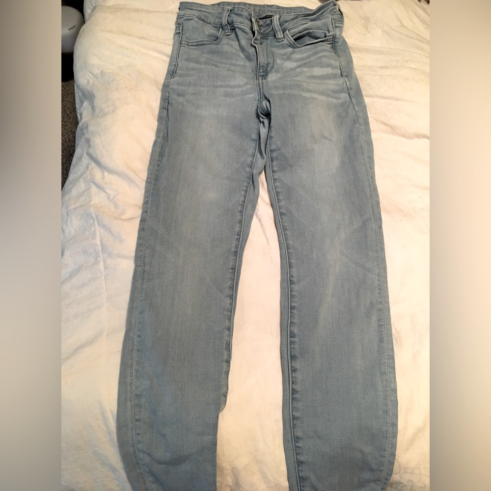 American eagle skinnies. 4 short.